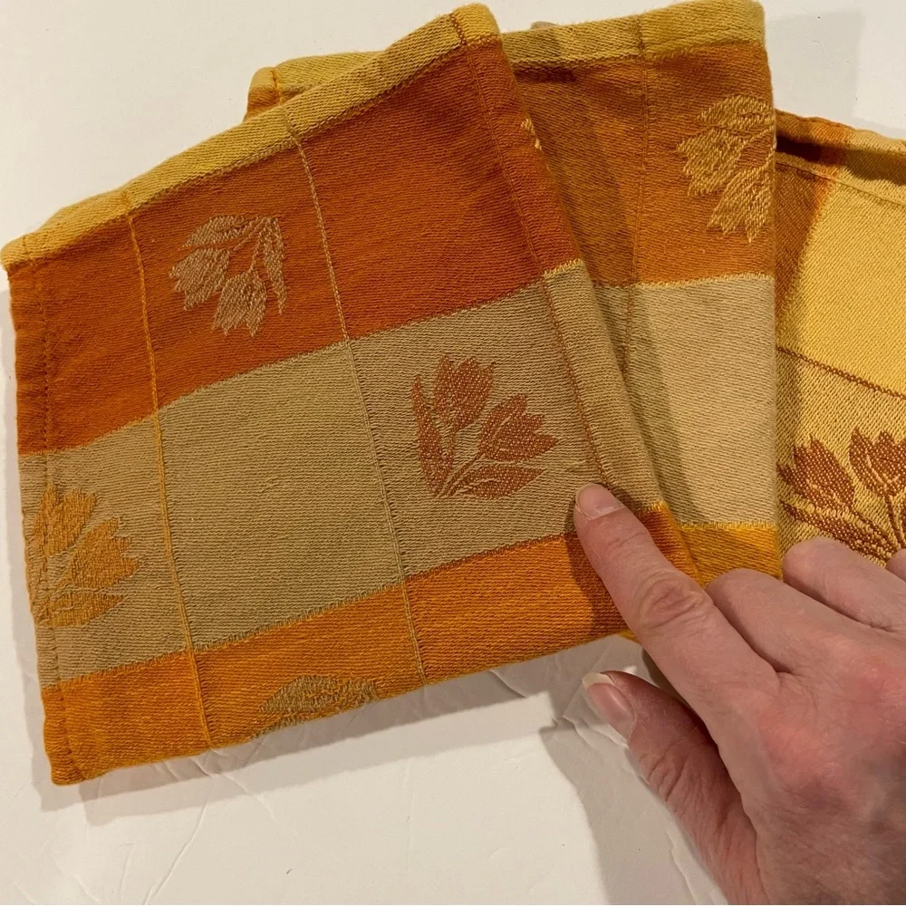 Vintage marigold floral set of 3 napkins mat kitchen decor groovy cottagecore